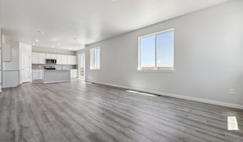 3374 N Irvington St, Aurora, CO 80019