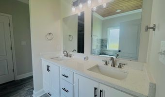 173 Indian Creek Cir, Adel, GA 31620