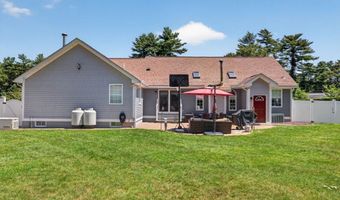 63 Ansel White Dr, Acushnet, MA 02743
