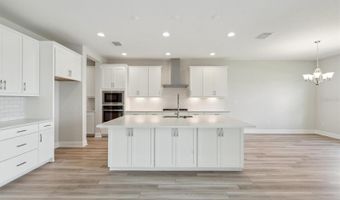 5286 WOLF CREEK Dr, Apollo Beach, FL 33572