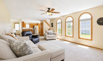 802 13th St SE, Altoona, IA 50009