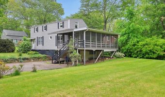 28 Arlington Rd, Coventry, CT 06238