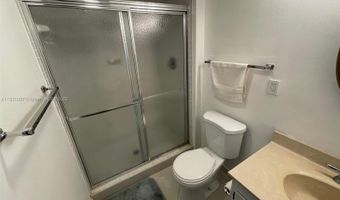 20335 W Country Club Dr 304, Aventura, FL 33180
