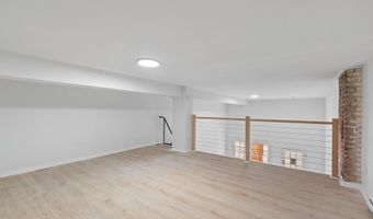 207 S PATRICK St 207, Alexandria, VA 22314