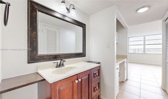 18011 Biscayne Blvd 903, Aventura, FL 33160