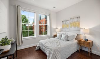 1411 KEY Blvd 411, Arlington, VA 22209