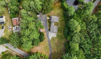 95 Lakehurst Dr, Coventry, RI 02816