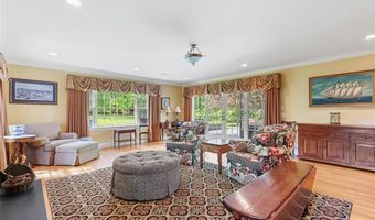 340 Newman Ave, East Providence, RI 02916