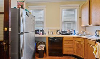 687 Myrtle Ave, Albany, NY 12208