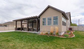 890 Dell Rd, Chubbuck, ID 83202