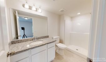 2731 Bristol Rdg Dr, Ann Arbor, MI 48105