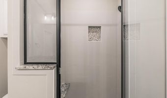 214 Navajo Trl, Alvarado, TX 76009