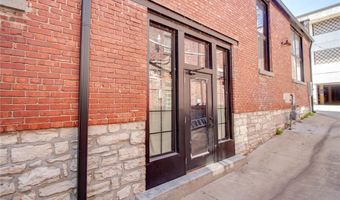 309 Wall St, Alton, IL 62002