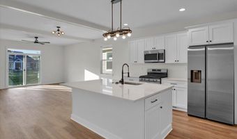 27645 Maryjane Ln E, Chesterfield, MI 48047