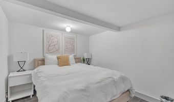 5985 CEDAR St, Astoria, OR 97103