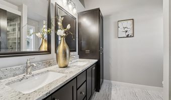 2990 E TURQUOISE Ln, Appleton, WI 54913