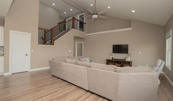106 Timber Trl, Anna, OH 45302
