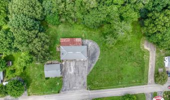 218 Pineview Dr, Albany, KY 42602