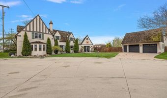 6507 Dyke Rd, Algonac, MI 48001