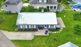 300 Lane 195 Crooked Lk, Angola, IN 46703
