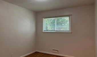 580 Riverview Dr, Ann Arbor, MI 48104