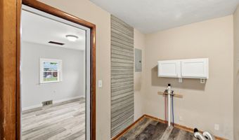 104 Willow Ln, Anderson, IN 46012
