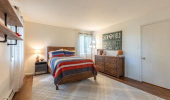 427 WALDEN Ln, Hockessin, DE 19707