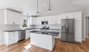 1 Pico Cir, Johnston, RI 02919