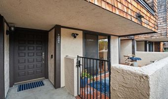 13051 Caminito Del Rocio, Del Mar, CA 92014