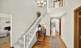 500 Pompadour Dr, Ashland, OR 97520