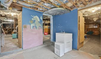 748 Riverside Dr, Augusta, ME 04330