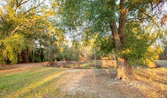 3190 Radio Station Rd, Alma, GA 31510