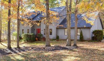 200 Greentree Cir, Aurora, OH 44202