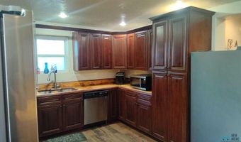2325 Collins Ave, Carlsbad, NM 88220