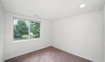 1067 Spafford St, Antioch, IL 60002