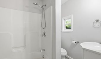 22 W FRONT St, Frederica, DE 19946