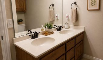 3101 White Tail Dr, Altus, OK 73521