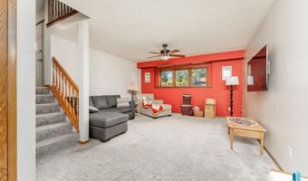 404 N Yellowstone Dr, Brandon, SD 57005