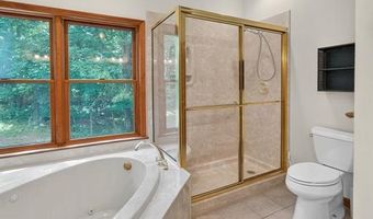 1074 Boone Woods Trl, Augusta, MO 63332