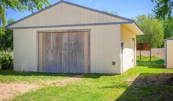 101 Abby Ave #B, Benton City, WA 99320