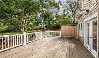 804 Mohegan Trl, Block Island, RI 02807
