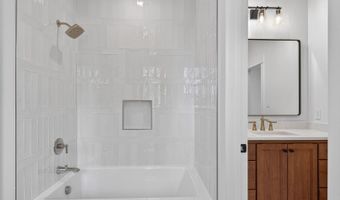 255 CLAYWELL Dr, Alamo Heights, TX 78209