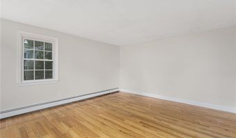 475 Red Chimney Dr, Warwick, RI 02886
