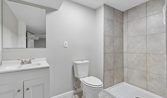 5800 LONGVIEW Dr, Adamsville, AL 35005