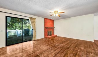 1115 Dutch Mill Dr, Ballwin, MO 63011