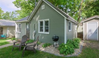1321 S Darling Dr NW, Alexandria, MN 56308