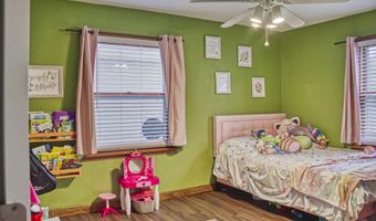 1702 S DOUGLAS St, Appleton, WI 54914
