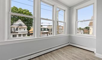 127 W 51ST St, Bayonne, NJ 07002