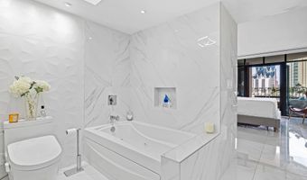 500 W Harbor Dr 1013, San Diego, CA 92101