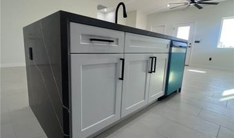 949 Harbor Dr, Bullhead City, AZ 86442